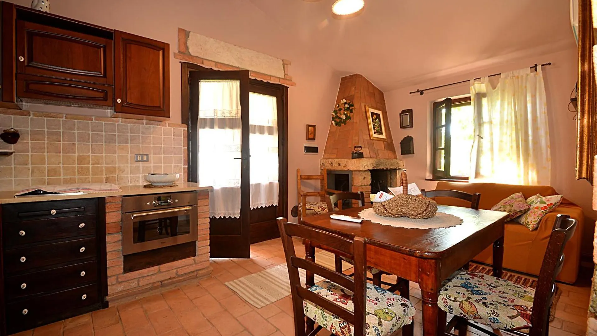 La Casina Di Sarteano Villa